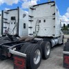 2015 FREIGHTLINER - STOCK: R5198