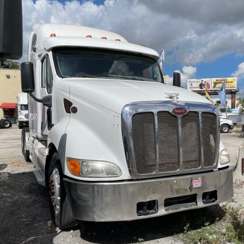 2007 PETERBILT - STOCK: 67985