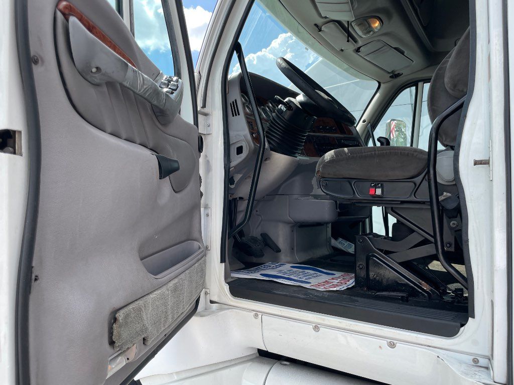 2007 PETERBILT SLEEPER TRUCK, EATON FULLER 10 SPEED - STOCK: 67985 2007 PETERBILT SLEEPER TRUCK, EATON FULLER 10 SPEED - STOCK: 67985