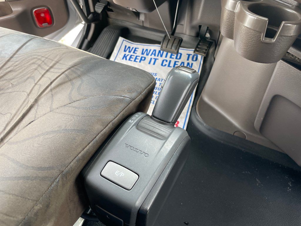 2013 VOLVO SLEEPER TRUCK, AUTOMATIC TRANSMISSION - STOCK: 66254 2013 VOLVO SLEEPER TRUCK, AUTOMATIC TRANSMISSION - STOCK: 66254