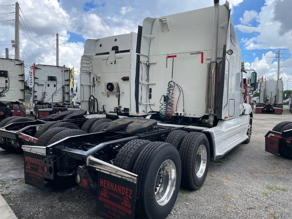 2012 FREIGHTLINER SLEEPER TRUCK, MANUAL TRANSMISSION - STOCK: T2166 2012 FREIGHTLINER SLEEPER TRUCK, MANUAL TRANSMISSION - STOCK: T2166