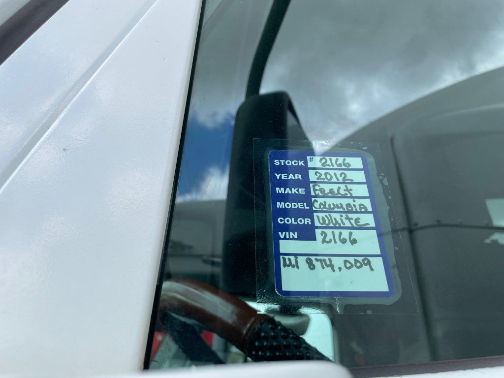 2012 FREIGHTLINER SLEEPER TRUCK, MANUAL TRANSMISSION - STOCK: T2166 2012 FREIGHTLINER SLEEPER TRUCK, MANUAL TRANSMISSION - STOCK: T2166